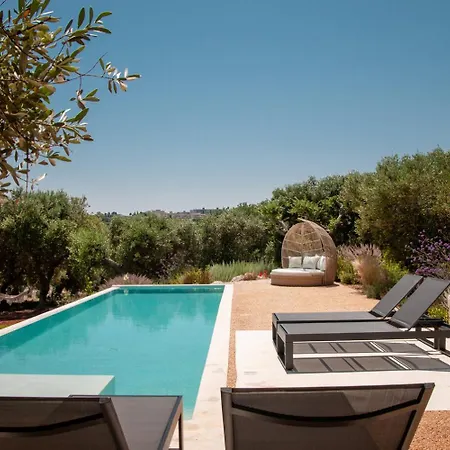 Trulli Moranera Villa