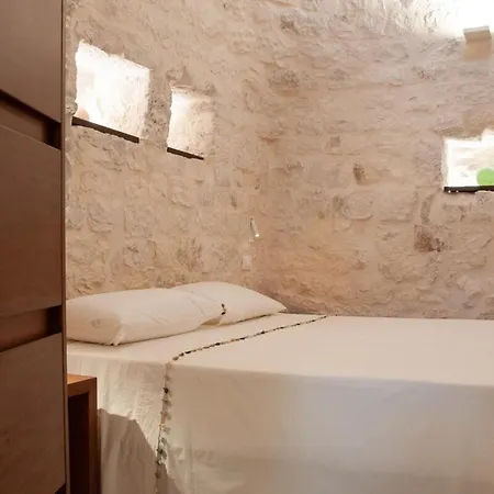 Trulli Moranera Villa