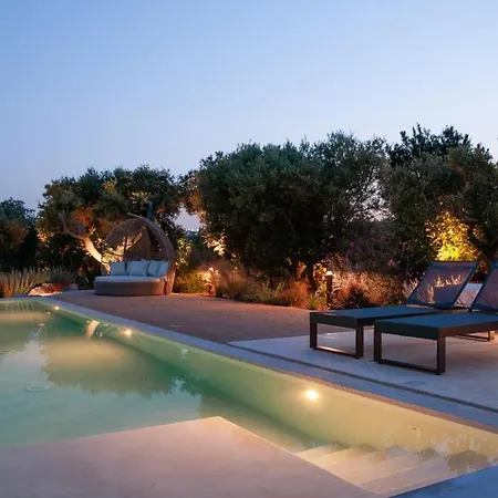 Trulli Moranera Villa *